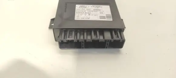 Ford Focus Comfort/convenience module 98AG15K600DE 5WK47230ZT83SA 5WK48823