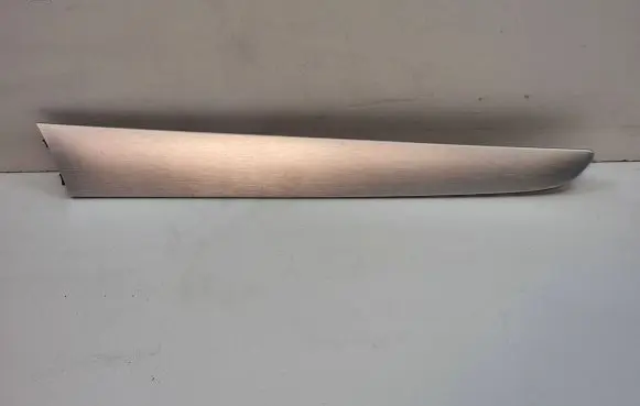 Audi Q5 SQ5 Front door trim bar 8r0867409