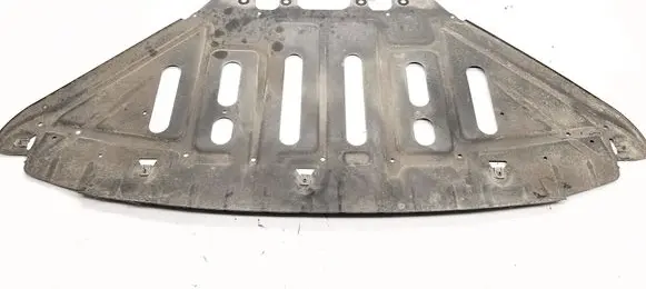 BMW X1 E84 Front bumper skid plate/under tray 