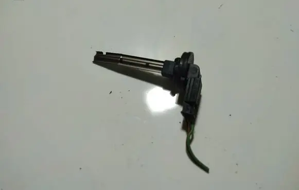 BMW 1 E81 E87 Interior temperature sensor 6915391
