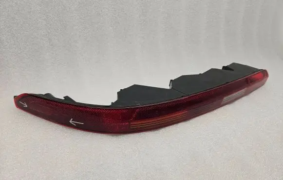 Audi Q7 4M Rear bumper light 4M0945095 20890103 AU736ECE13S
