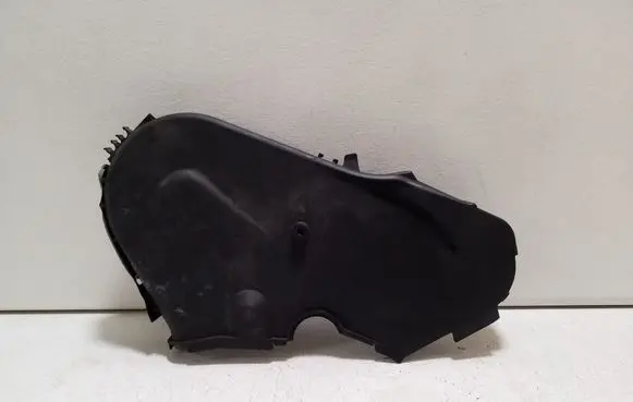 Volkswagen PASSAT B8 Timing belt guard (cover) 04L109107E