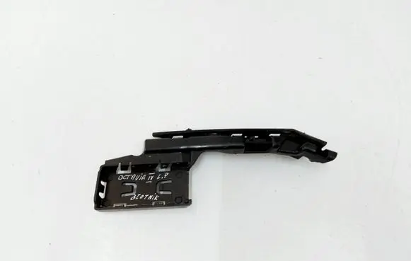Skoda Octavia Mk4 Front bumper mounting bracket 5E3807183