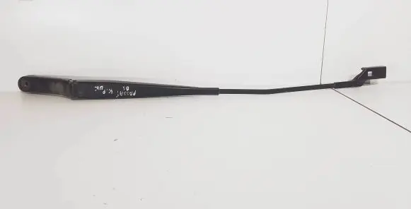 Volkswagen PASSAT B6 Front wiper blade arm 3C2955409B