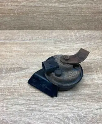 Volvo S40, V40 Horn signal 007728 A28657625 400Hz