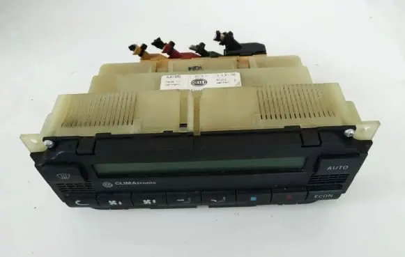 Volkswagen PASSAT B5 Climate control unit 3b1907044b 5hb007617-10