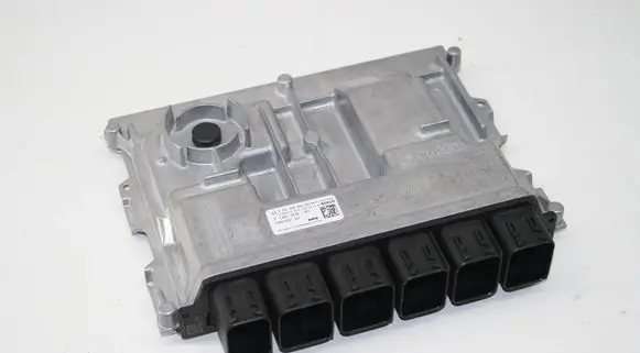 BMW X5 G05 Engine control unit/module 7102358