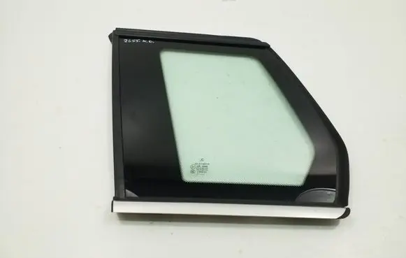 Mercedes-Benz GLK (X204) Rear side window A2046702512