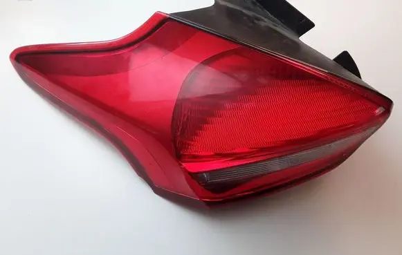 Ford Focus Rear/tail lights F1EB13405