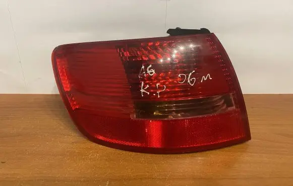 Audi A6 S6 C6 4F Rear/tail lights 89034302 B476