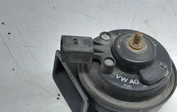 Volkswagen Phaeton Horn signal 3D0951221C