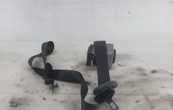 Skoda Fabia Mk1 (6Y) Front seatbelt A62719A