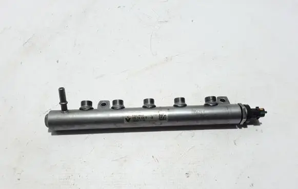 Renault Scenic III - Grand scenic III Fuel main line pipe 175216420R