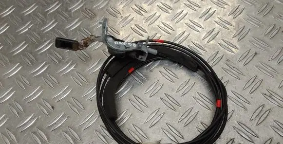 Toyota RAV 4 (XA30) Fuel cap flap release cable 