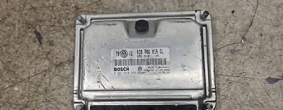Audi A6 S6 C5 4B Engine control unit/module 038906019GL 28SA5458 0281010944