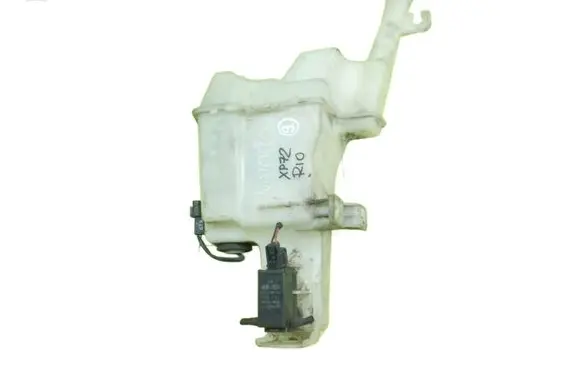 KIA Rio Windshield washer fluid reservoir/tank 986101W000