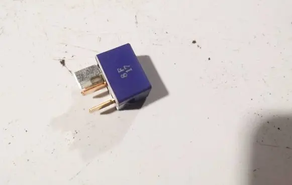 Toyota Corolla E120 E130 Other relay 2830028010