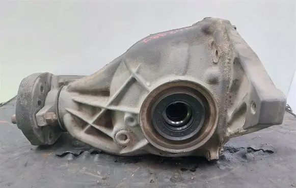 Mercedes-Benz C W203 Rear differential