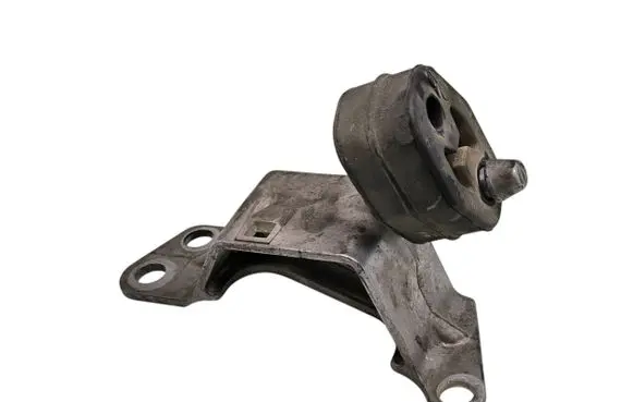 Chrysler Pacifica Muffler mount bracket/holder 68250053AA