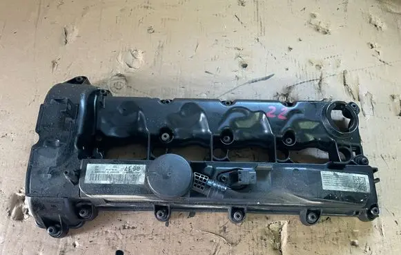 Mercedes-Benz Sprinter W906 Rocker cam cover A6510108918