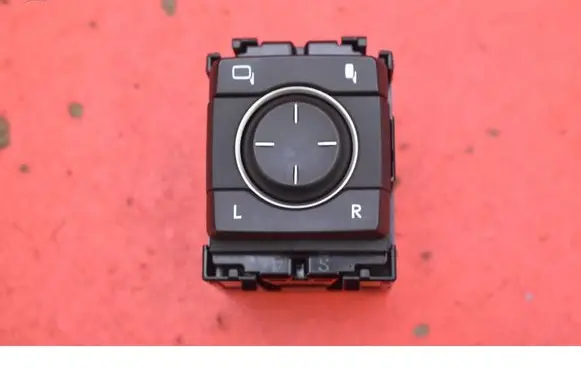 Lexus UX Mirror heating switch 183746