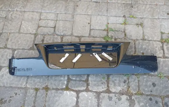 Lexus IS 200-300 Tailgate trim 7680153030