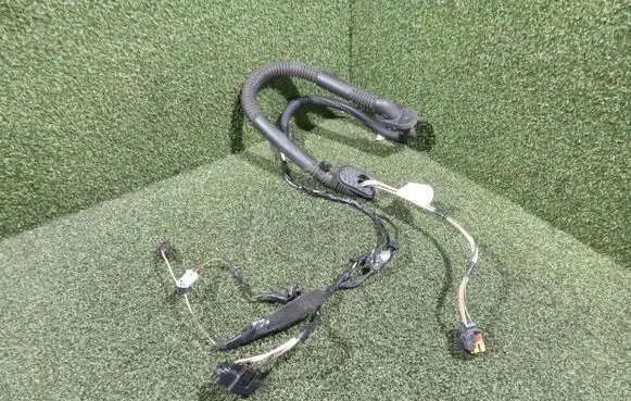 Renault Master III Rear door wiring loom 240518642R