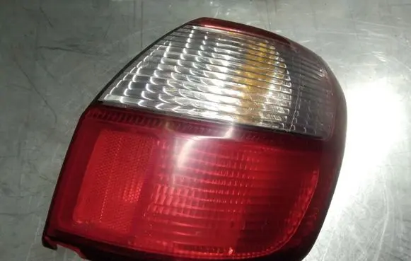 Subaru Legacy Rear/tail lights WF06R