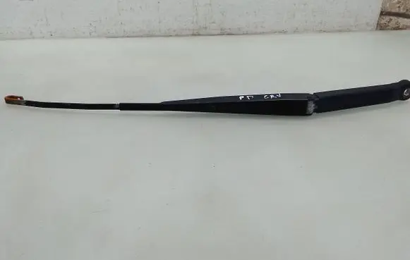 Honda CR-V Front wiper blade arm