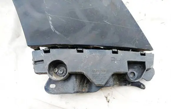 Mazda 2 Front bumper mounting bracket