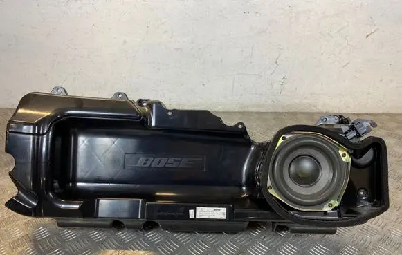 Audi A6 S6 C6 4F Front door speaker 4F0035381C 280373001