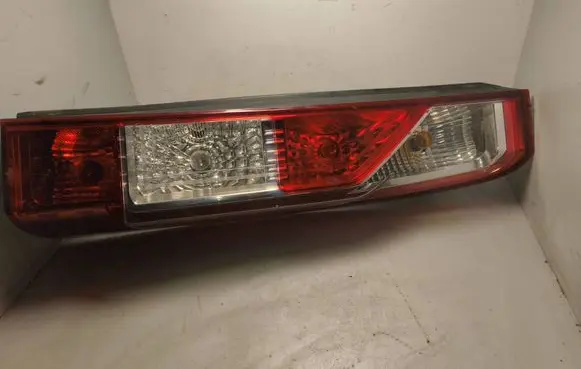 Nissan NV400 Rear/tail lights 17109600