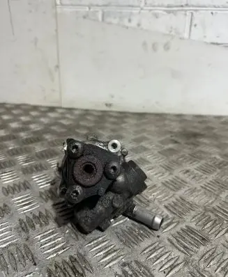 BMW 3 E90 E91 Power steering pump 7692974546