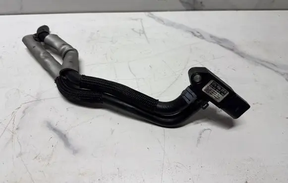 Mercedes-Benz E W213 Exhaust gas pressure sensor 076906051B