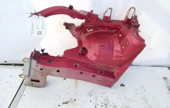 Toyota Verso Front quarter panel