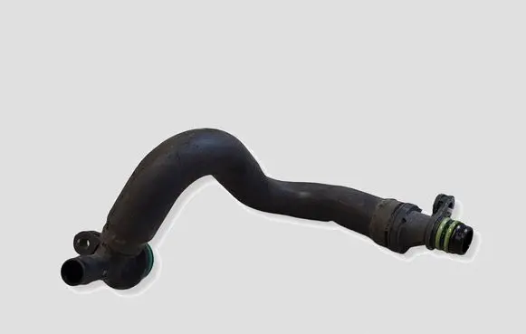Audi A3 S3 8V Breather hose/pipe 04E103175