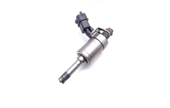 Jaguar XE Fuel injector BB5E-9F593-BA