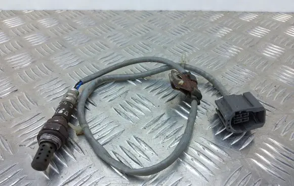 Mazda 3 II Lambda probe sensor 01M294750