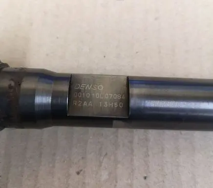 Mazda 6 Fuel injector R2AA13H50 R2AA