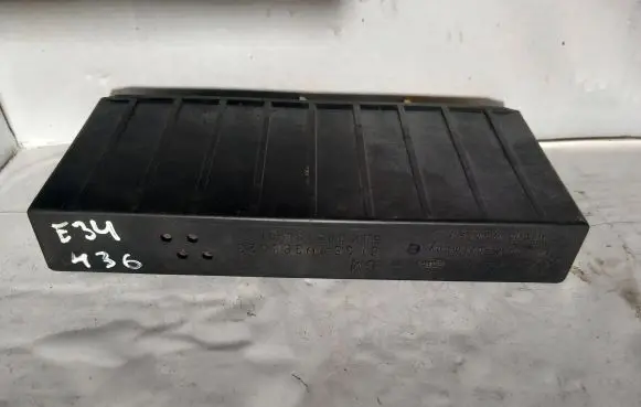 BMW 5 E34 Comfort/convenience module 61351388523
