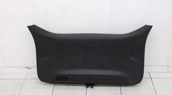Opel Zafira C Tailgate trim 