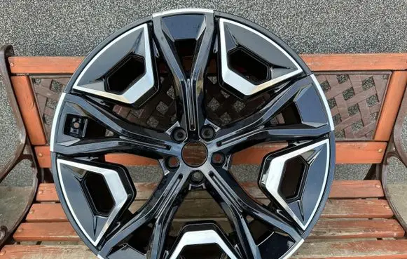 BMW iX R22 alloy rim 