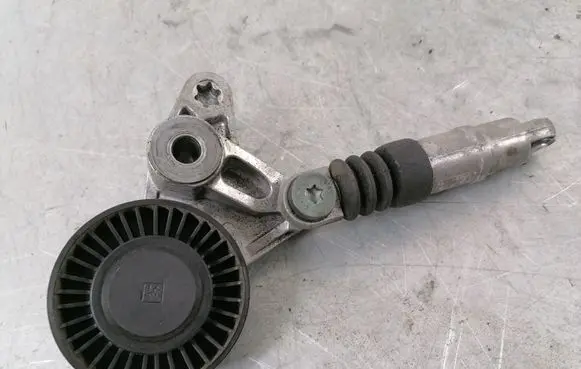 Audi A6 Allroad C6 Generator/alternator belt tensioner INA
