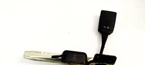 Mercedes-Benz C W203 Front seatbelt buckle 2038500769
