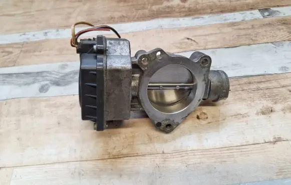 Peugeot 407 Throttle valve 965078738002 408239827001