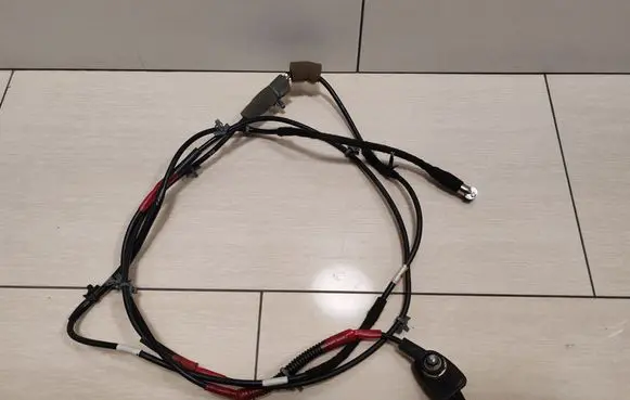 Nissan Note (E11) Radio antenna 