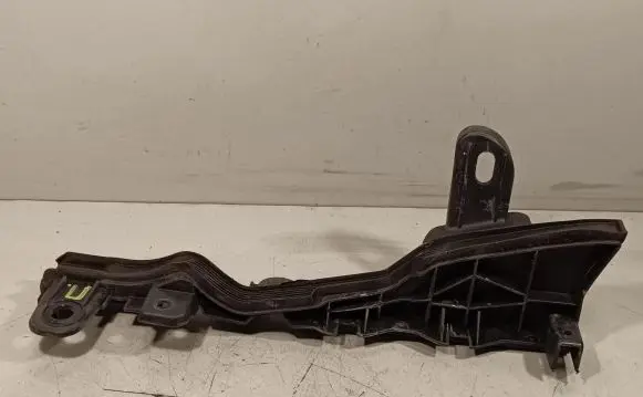 Mercedes-Benz E W213 Other engine bay part A2138310400 WPT51531