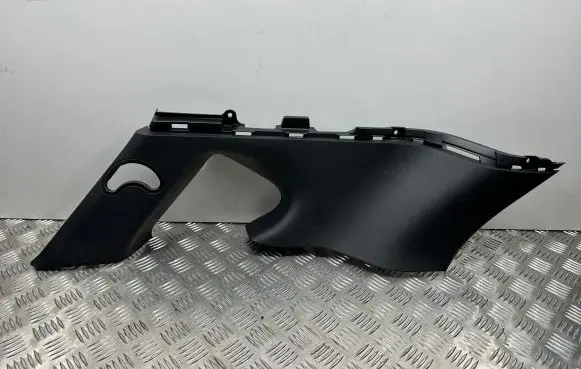 Hyundai Tucson TL (C) pillar trim 85851D7000