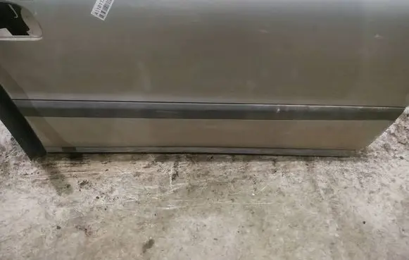 Volvo V70 Front door trim (molding) 