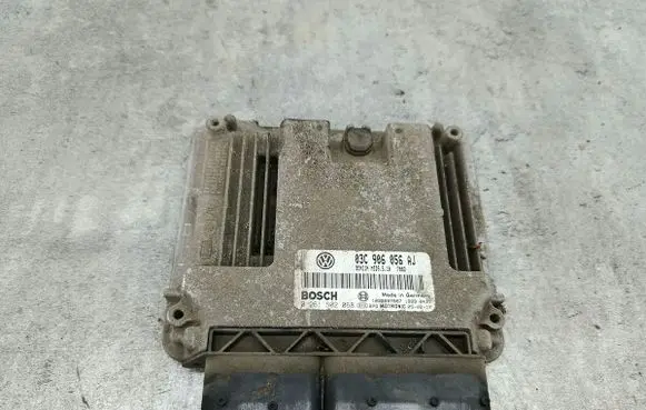 Volkswagen Golf V Engine control unit/module ECU